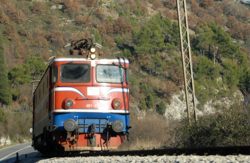 Željeznica: Novi menadžment preuzeo radove na čak 32 objekta