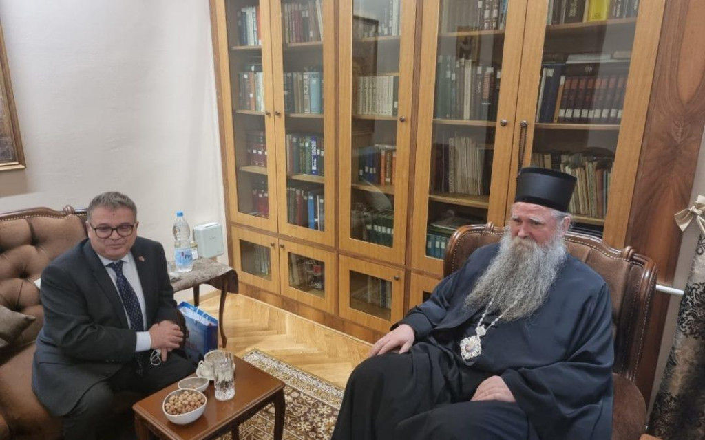 Ambasador Francuske čestitao mitropolitu Joanikiju ustoličenje