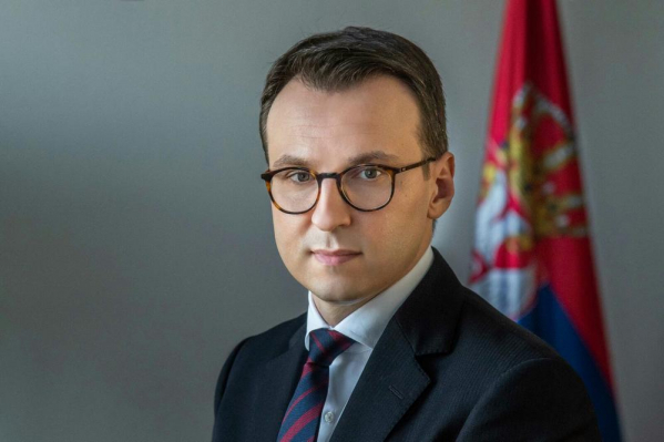 Petković o protestima: Sutra bi sa Prištinom dogovorili da priznaju takozvano nezavisno „Kosovo“