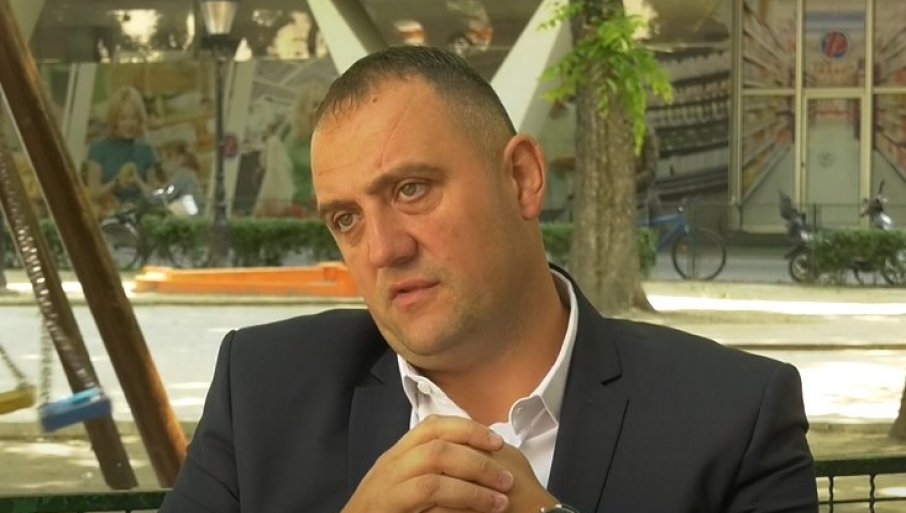 Vujadinović: Nasilje koje sprovodi Đilas stiže iz medijskih centara u Sarajevu, Zagrebu, Podgorici i Prištini koji žele da uklone Vučića!