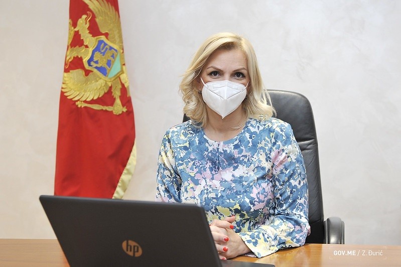 Ministarstvo zdravlja: Šef DPS-a da ne bude licemjeran, malo manje da pjeva u kafanskom provodu!