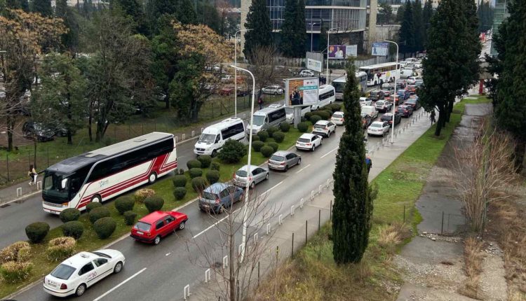 I danas protest autobuskih prevoznika, ponovo gužve u saobraćaju