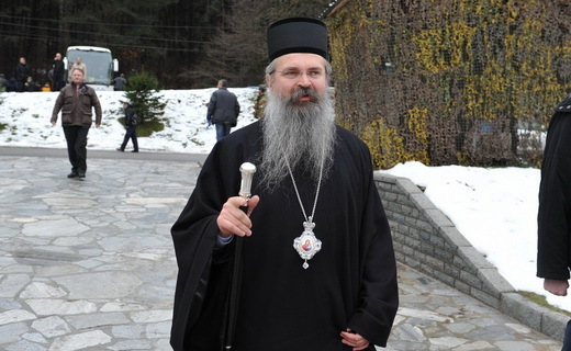 Vladika Teodosije: U istoriji Srba i Albanaca na Kosmetu bilo je teških i boljih vremena, nadam se da će ljubav nadvladati etničke podjele