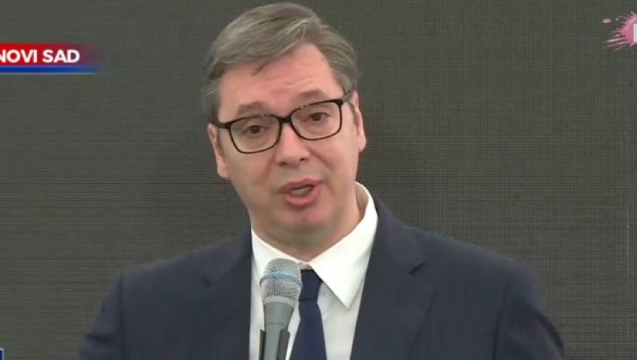 Vučić: Jasno je da su protesti i zahtjevi politički