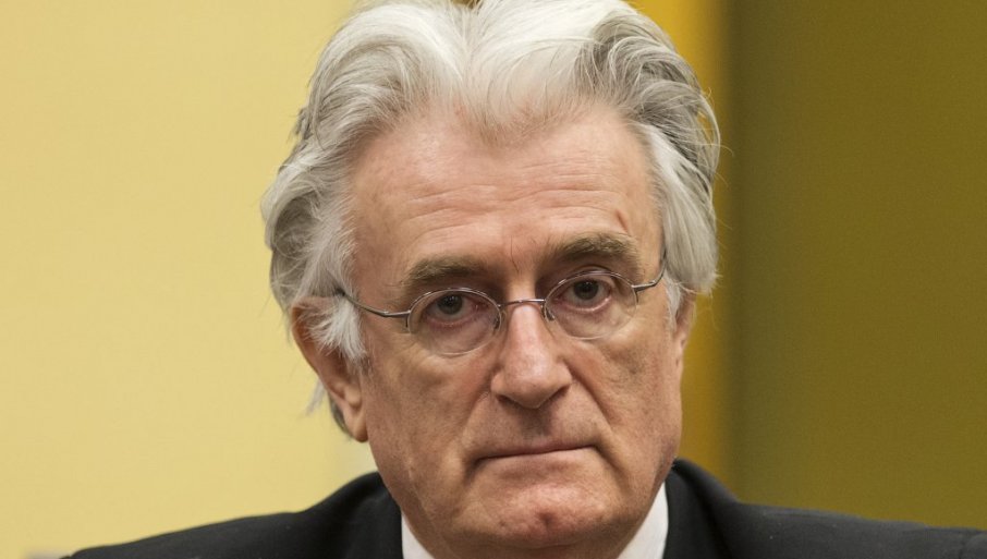 Karadžić povodom Dana Republike Srpske: Srbi izbjegli uništenje koje im je bilo namijenjeno