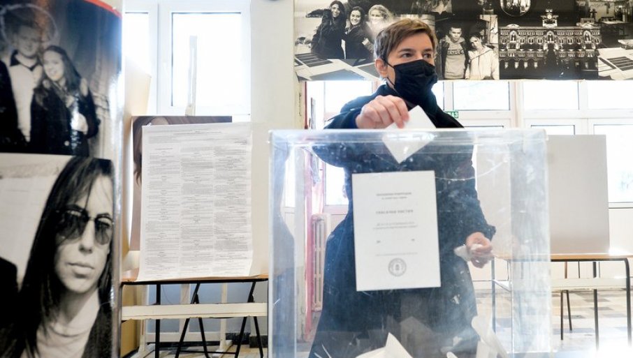 Premijerka Brnabić glasala na referendumu