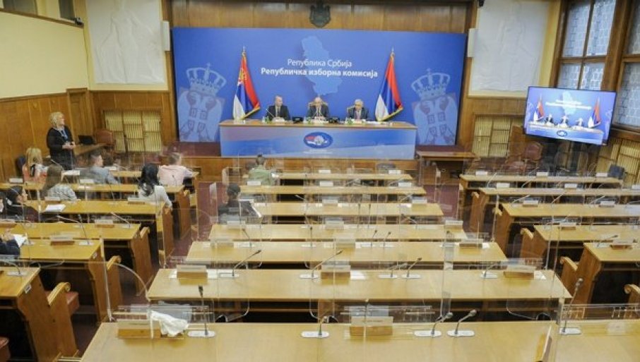 Prvi rezultati: Izlaznost na referendumu o izmjenama ustava do 10 časova glasalo 3.61 posto od ukupnog broja birača