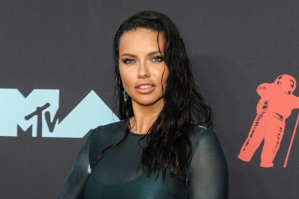Sa 22 godine: Kako je Adriana Lima izgledala na početku karijere