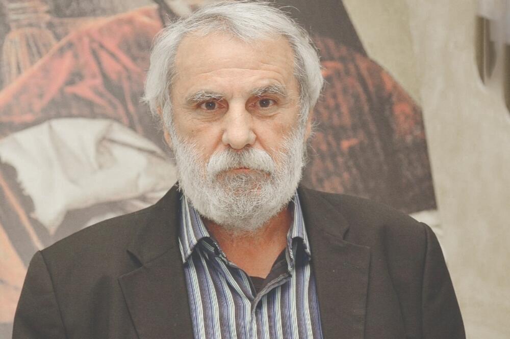 Mićović o napadima PEN centra: To samo govori o količini patologije koja je narastala u Crnoj Gori posljednje dvije decenije!