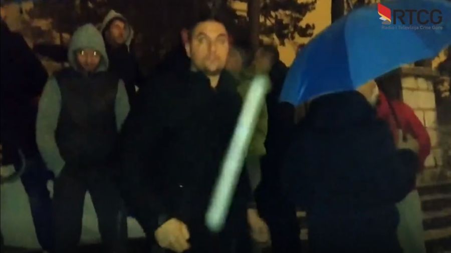Pušten na slobodu napadač novinara RTCG
