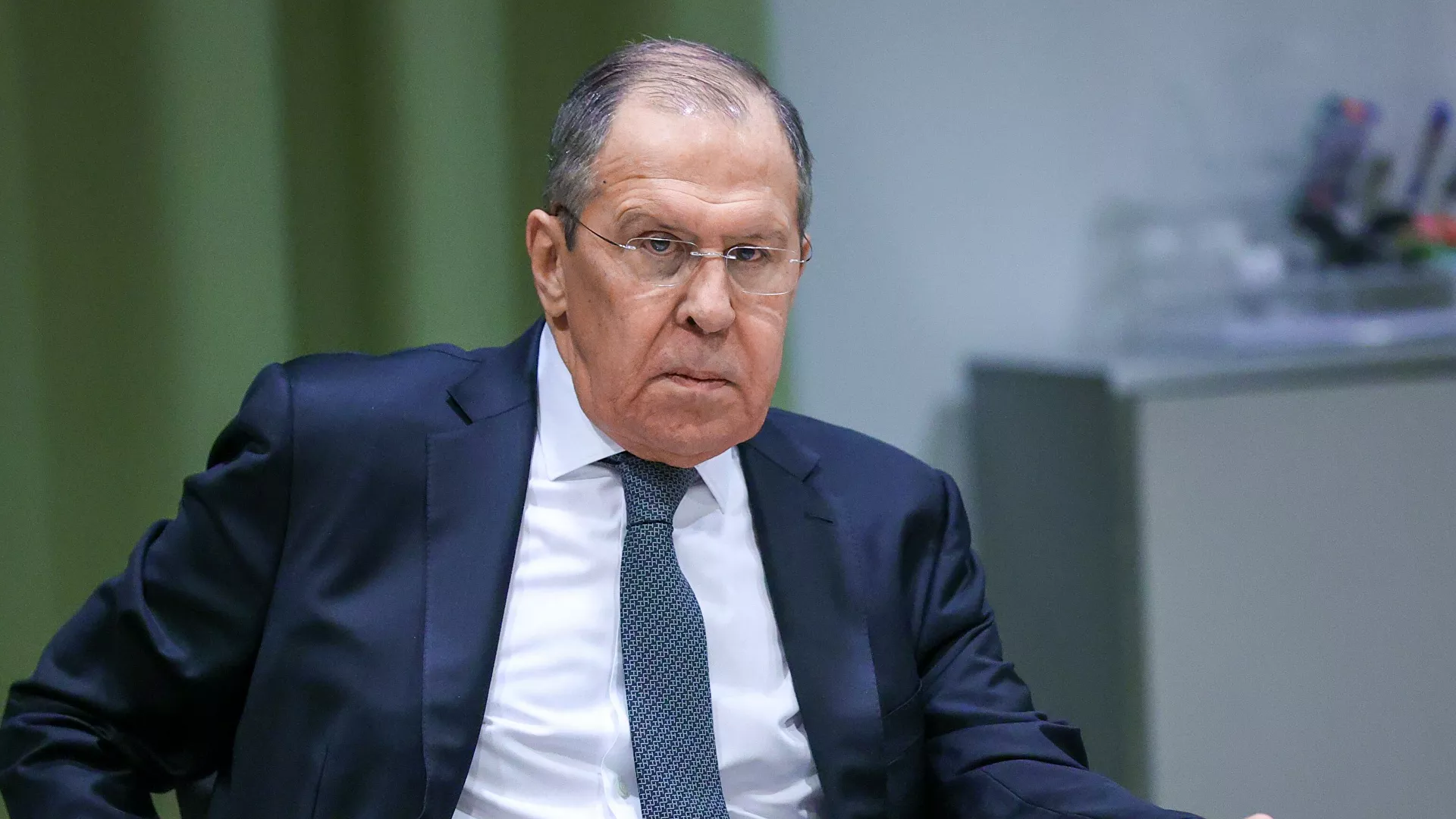 Lavrov: EU je nesposobna da pomogne u rješavanju kosovskog problema, neće prstom da mrdnu za pravoslavne Slovene!