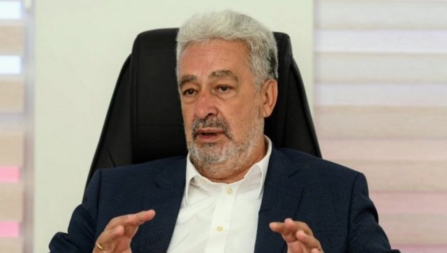 Pogrešno tumačenje Ustava kabineta „premijera“