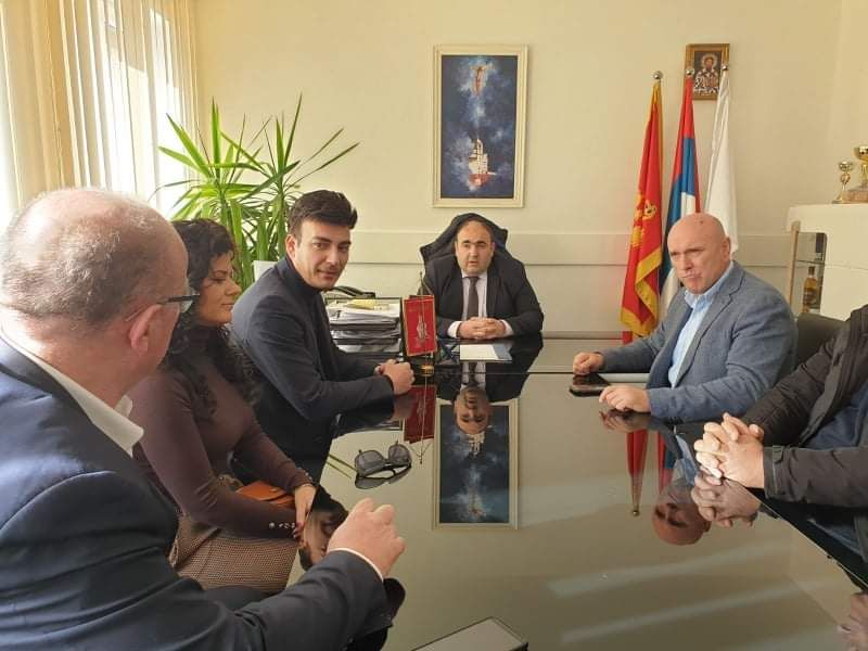 Opština Budva donirala Opštini Andrijevica vatrogasno vozilo