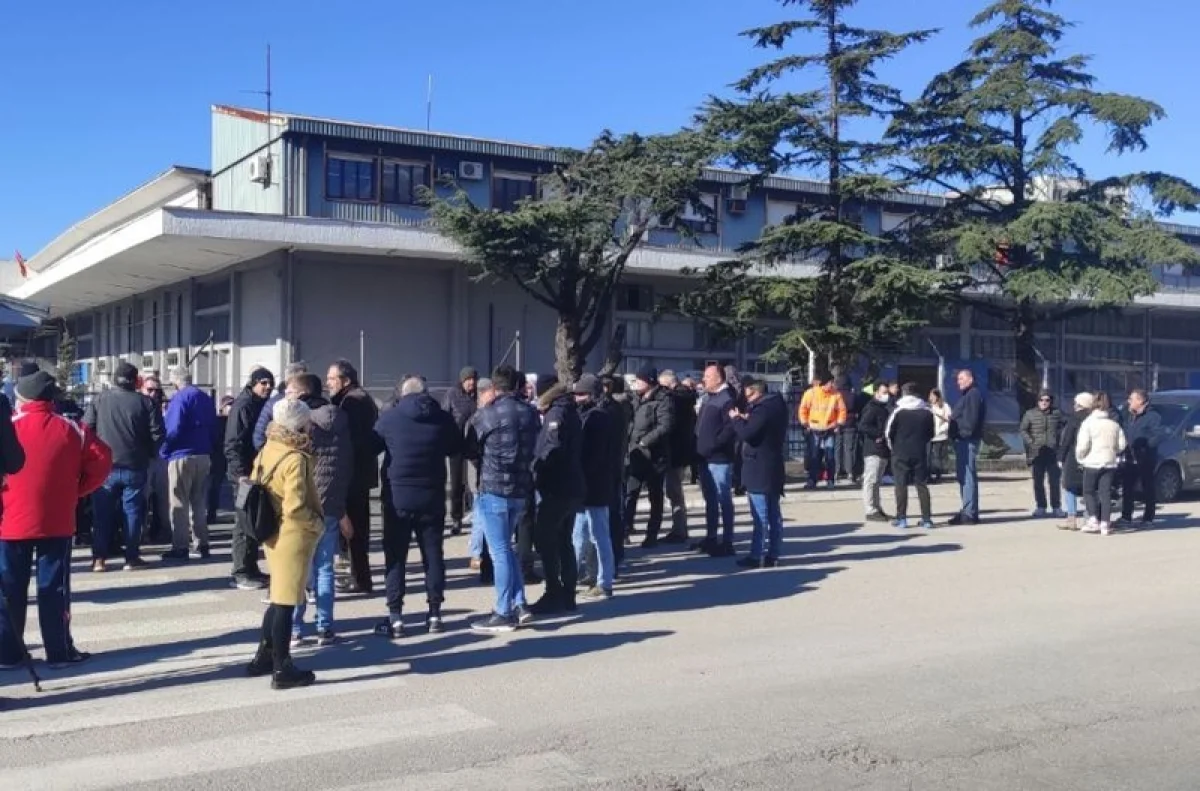 Protest podrške špediteru Đoku Drobnjaku: „Nevin u zatvoru, krivci na slobodi“