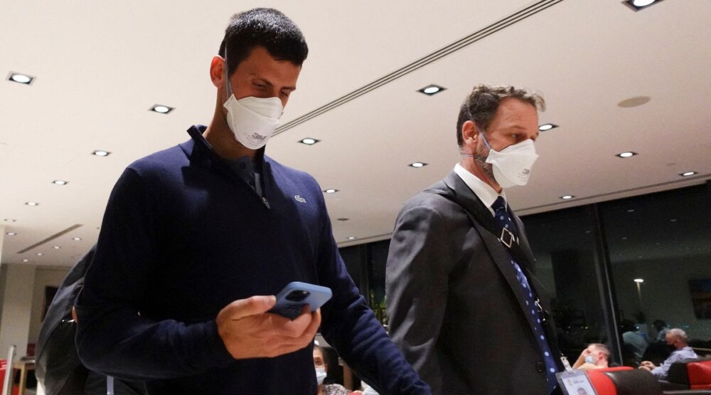 Novak na aerodromu u Melburnu, zvanično kraj sage
