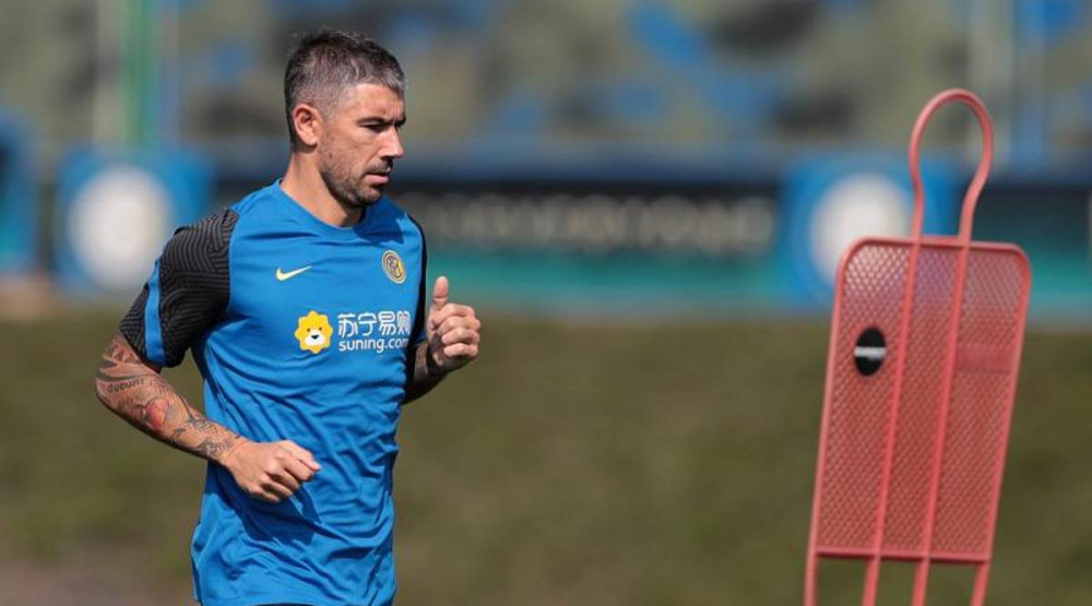 Italijanski mediji: Kolarov završava karijeru!