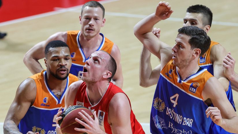 Zvezda prejaka za Mornar