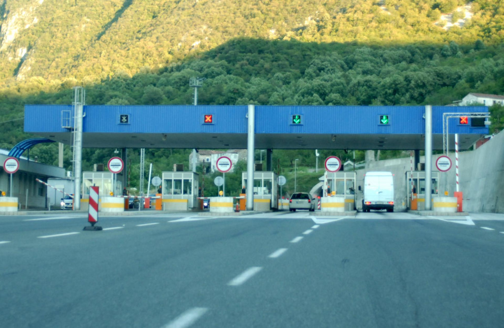 Tunel Sozina opslužio 37,95 hiljada vozila