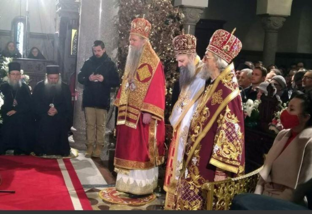Liturgiji u Hramu Hrista Spasitelja u Banjaluci prisustvuje i mitropolit Joanikije