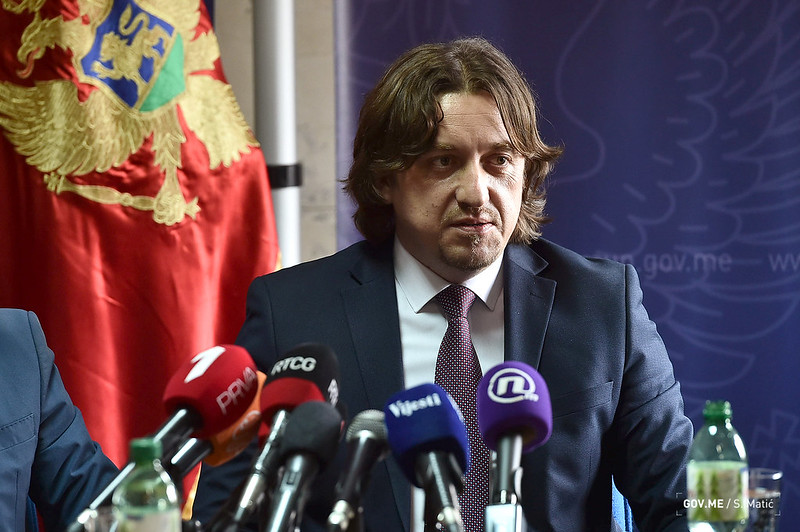 Smjehotresna čestitka Sergeja Sekulovića: Za zapljenu kokaina se zahvalio svima osim radnicima Volija koji su ga otkrili!