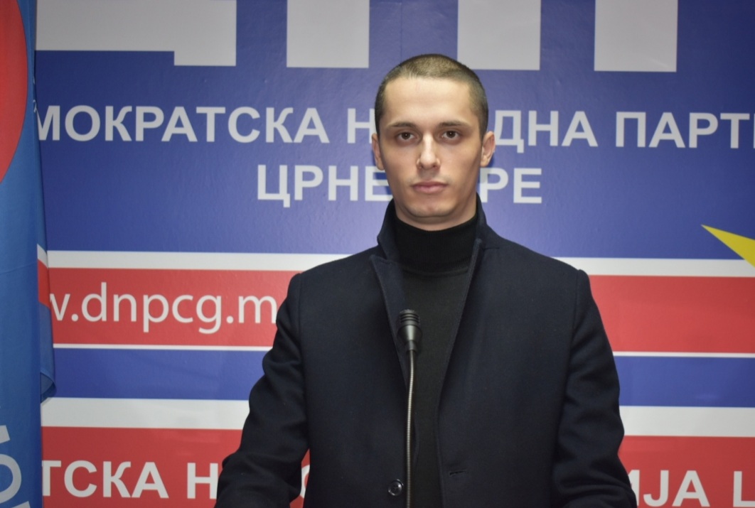 Baošić: Matija Bećković i Novak Đoković simbolizuju istinsku i tradicionalnu Crnu Goru!