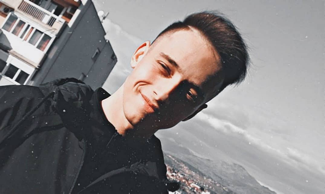 Pomozimo Stefanu: Stefanu Velimiroviću (20) potrebna transplantacija bubrega