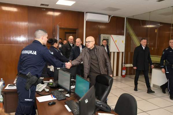 Gradonačelnik Novog Sada: Vučević posjetio dežurne službe