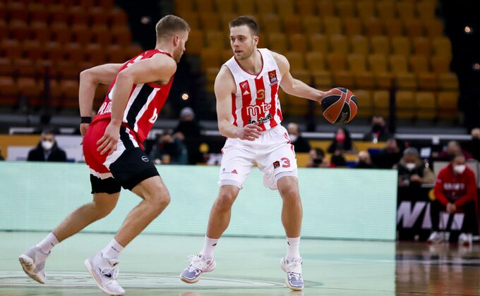 Zvezda iznenadila Olimpijakos u Pireju: Top osam na dvije pobjede!