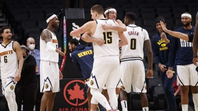 Jokić spustio rampu Anunobiju dvije sekunde pre kraja i stao na put Torontovom pobjedničkom nizu
