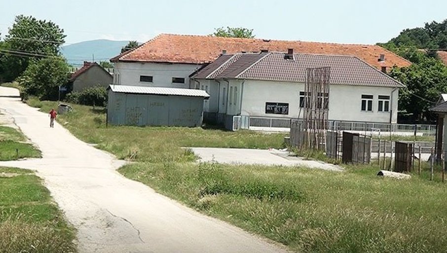 Napadnuto dvoje djece na Kosovu: Iskočio iz kola i pojurio za njima, policija lažne države ne reaguje