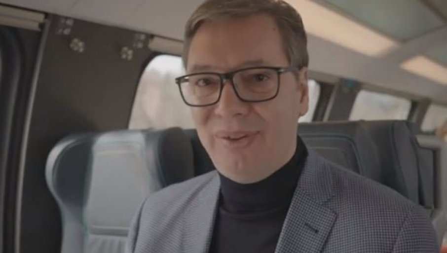 Vučić: Ponosan sam što se vozim najkvalitetnijim vozom po naboljoj pruzi u jugositočnoj Evropi
