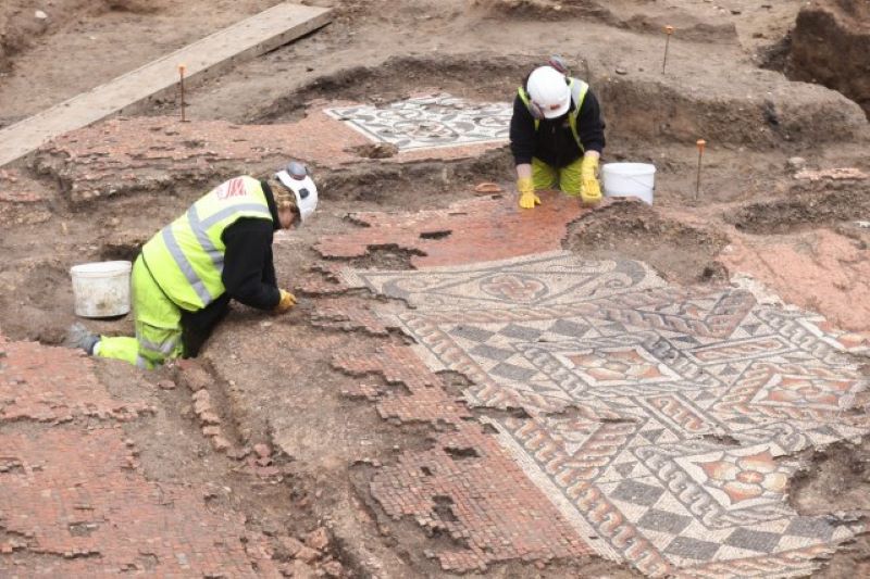London: Arheolozi pronašli rimski mozaik