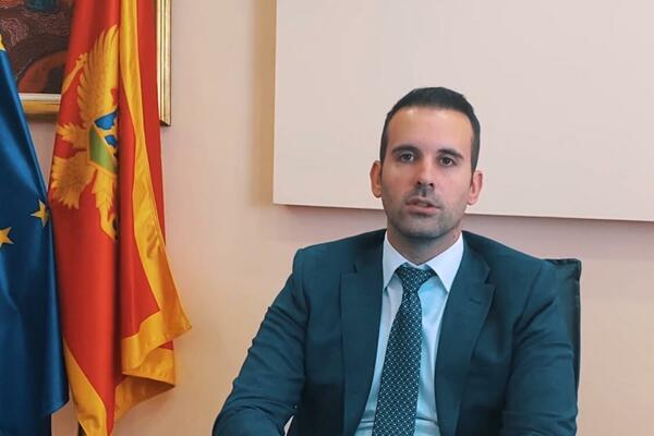 Večeras u Nikšiću: Spajić najavio prisustvo protestu zbog prekrajanja izborne volje!