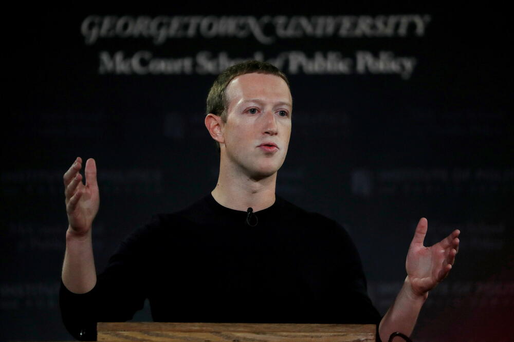 Zakerberg za dan izgubio 29 milijardi dolara nakon pada vrijednosti dionica Facebooka