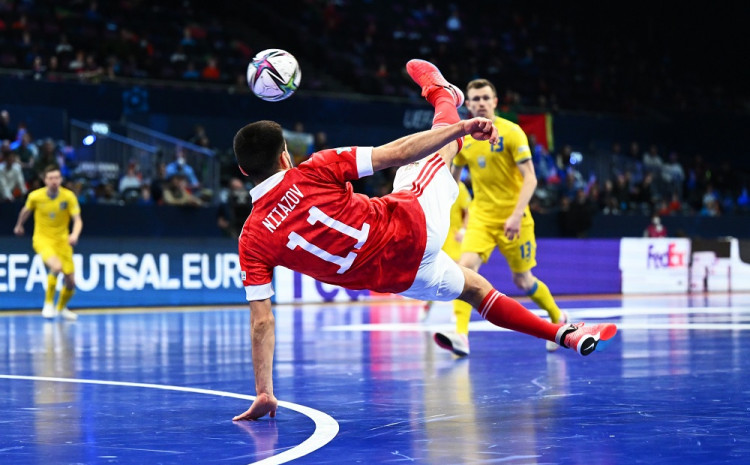 Skandal na EP u futsalu: Ukrajinski „navijači“ pozivali na ubistvo Rusa!