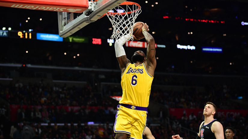 Lebronova partija u dresu Lejkersa: Brojao do 56 protiv Golden Stejta