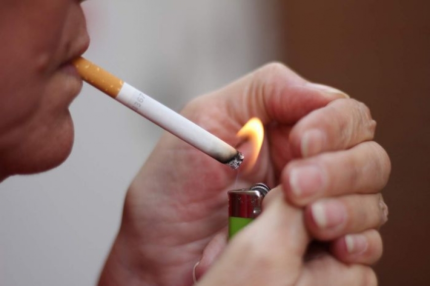 Zbog pušenja u lokalima na sjeveru kazne 9.000 evra