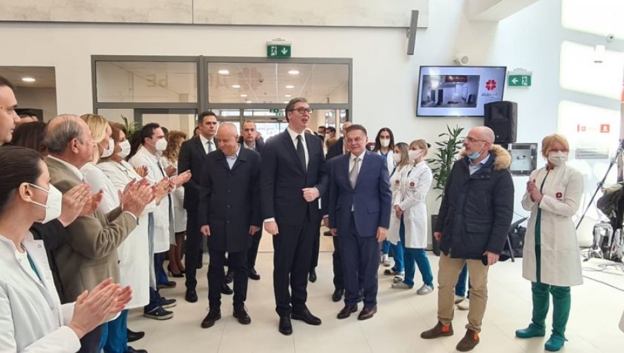 Vučić na otvaranju Instituta za kardiovaskularne bolesti poručio: Želim vam mnogo uspjeha i da izliječite što više ljudi