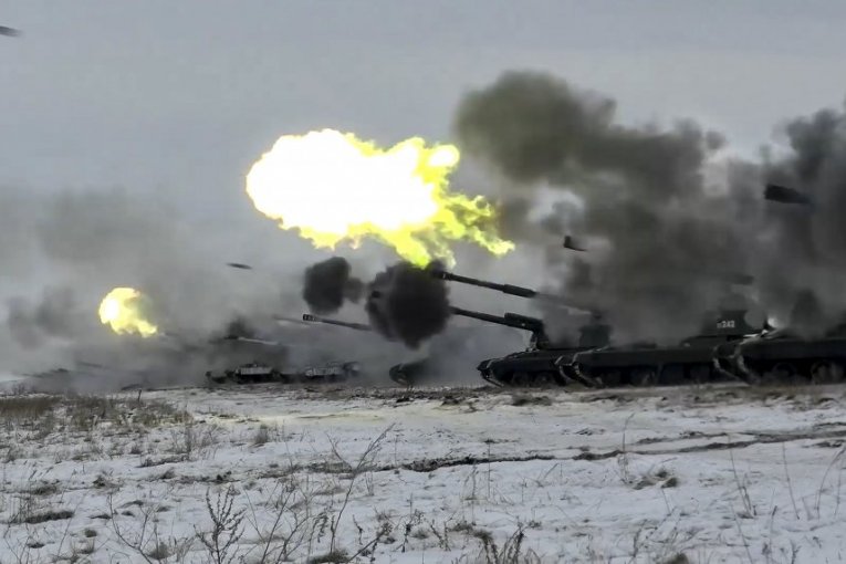 Pad Ukrajine: Zapad “pomaže“ ukrajinsku državu i vojsku do njihovog totalnog sloma