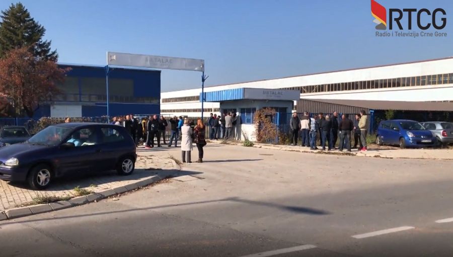 Privatnim obezbjeđenjem na radnike Metalca