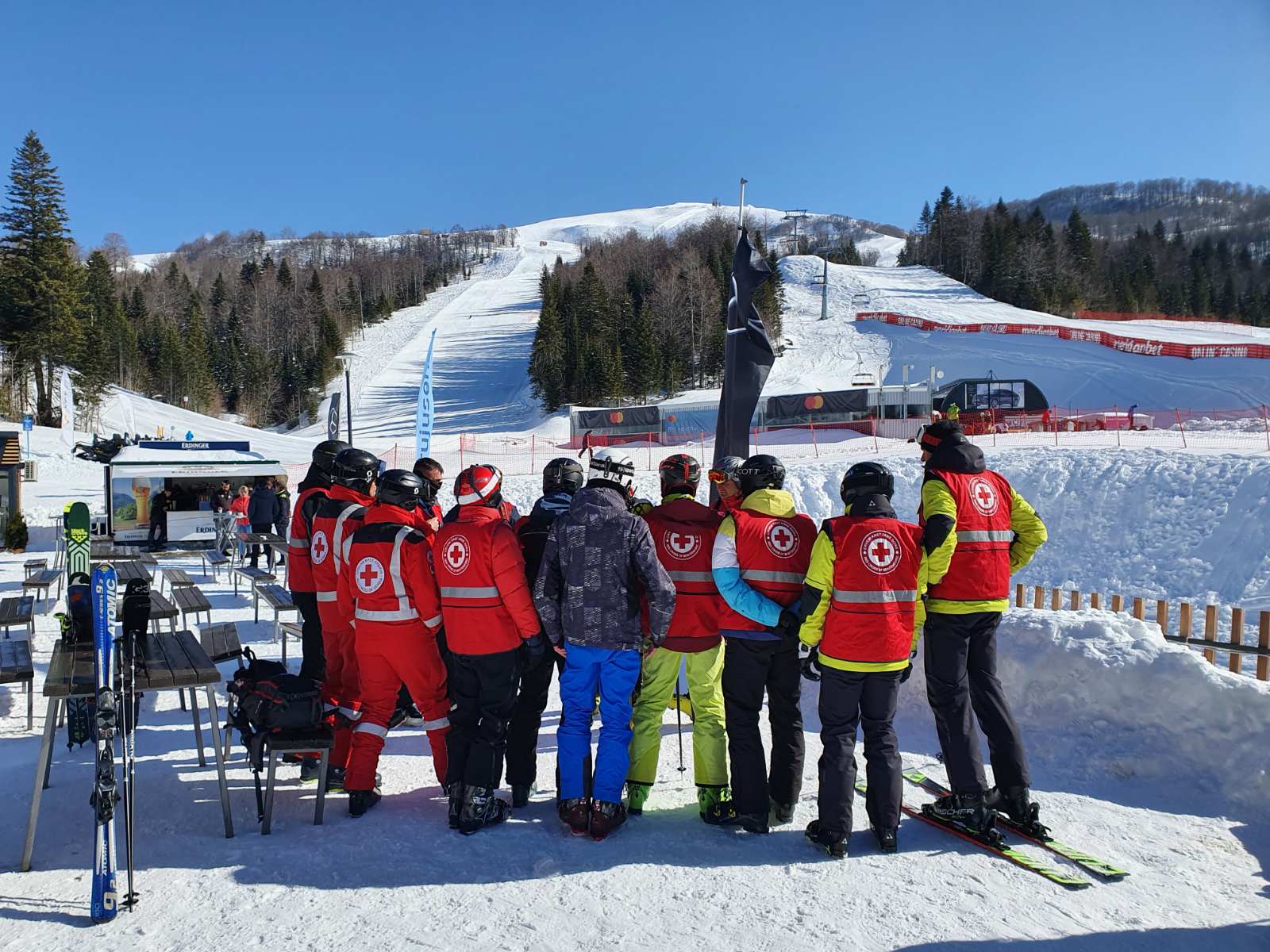 Crveni krst: Organizovana obuka za spasioce na skijalištima