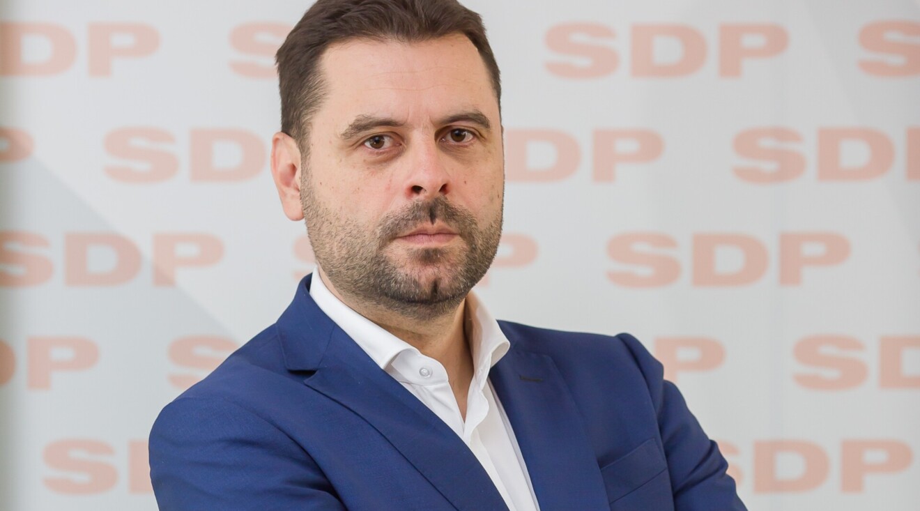 Kad otkriješ pravo lice fašiste, dobiješ napad na medije: Vujović nazvao „Borbu“ trovačicom