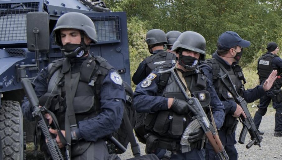 Nova provokacija na Kosovu i Metohiji: ROSU upala sa dugim cijevima u više srpskih kuća!