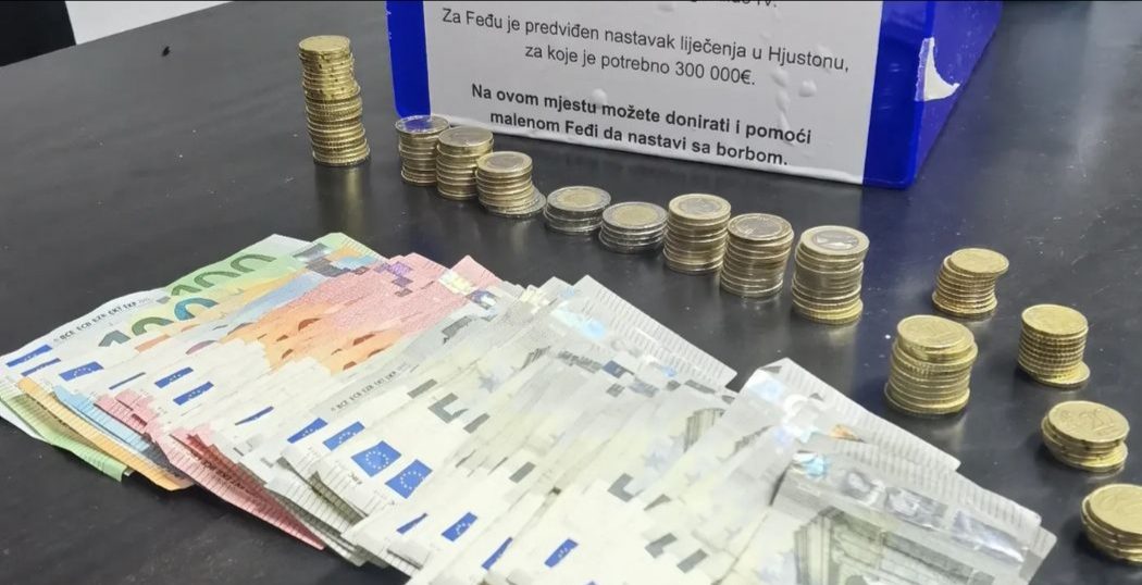 Sredstva će uplatiti roditeljima dječaka: Rukometni klub Budvanska Rivijera igrao humanitaeni meč za pomoć malom Feđi