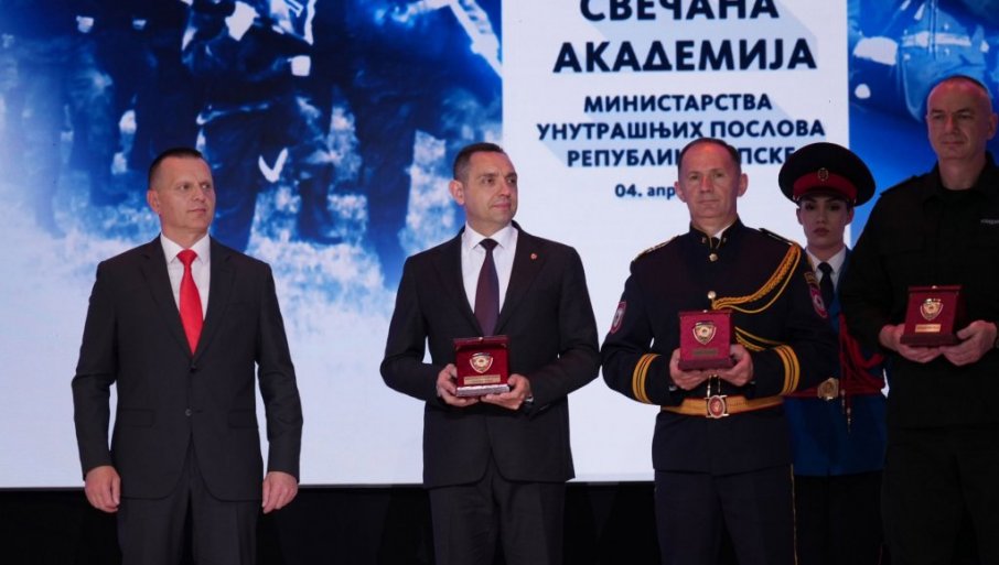 Vulin: Dok Srbiju vodi Vučić, Republika Srpska će biti čuvana i branjena!