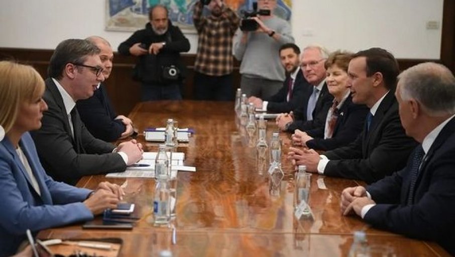 Vučić nakon sastanka sa američkim senatorima: Unapređenje saradnje sa SAD jedan od spoljnopolitičkih prioriteta Srbije