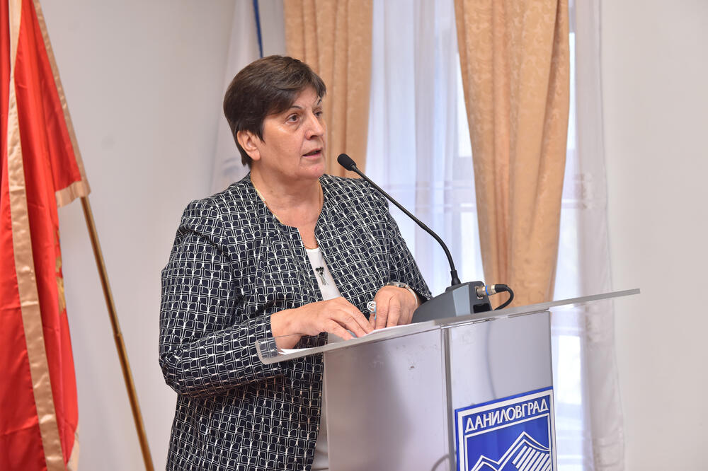 Smeteno loptanje Bebe Kovačević i maraton s preponama Nataše Vuletić