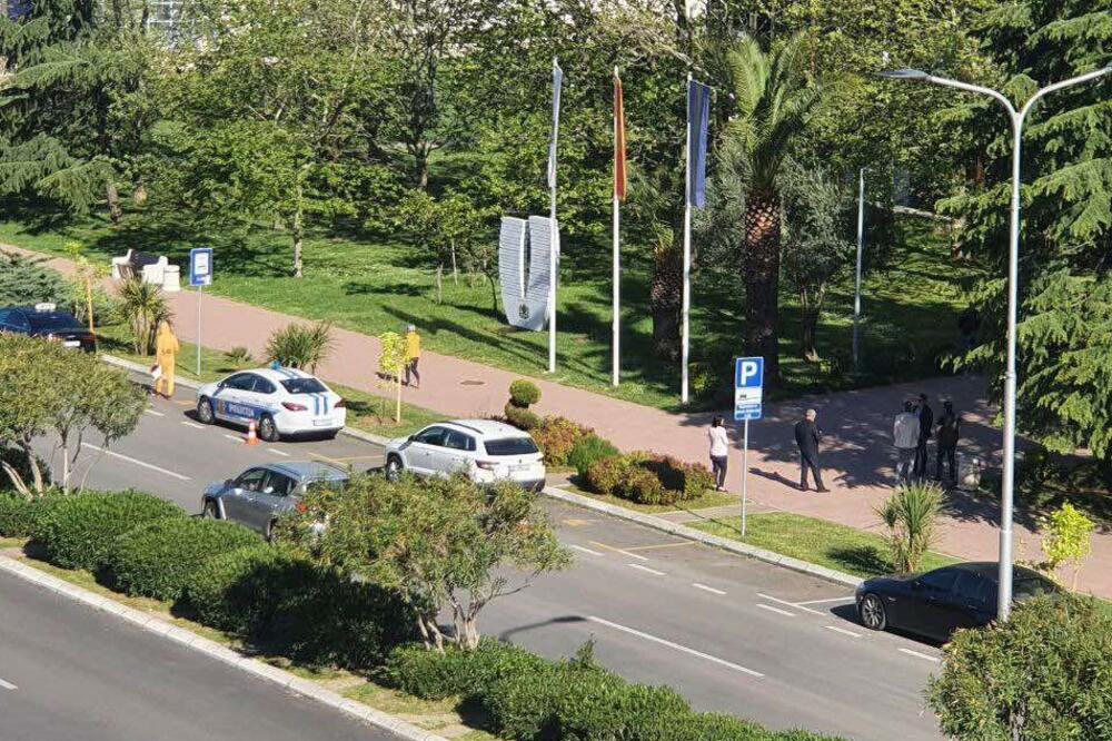 Zgrada Opštine Bar evakuisana zbog dojave o bombi
