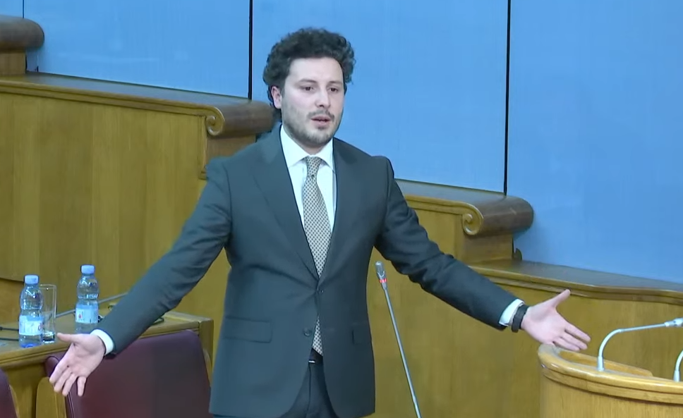 (PR)OSULA SE DRIT(A)NOVA „EVROPSKA VLADA“!