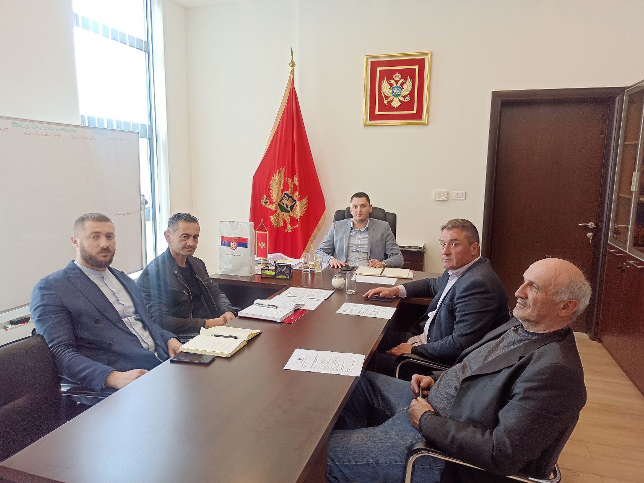 Predsjednik opštine Mojkovac Vesko Delić (DF) sastao se sa načelnikom mojkovačke policije povodom dojava o bombi